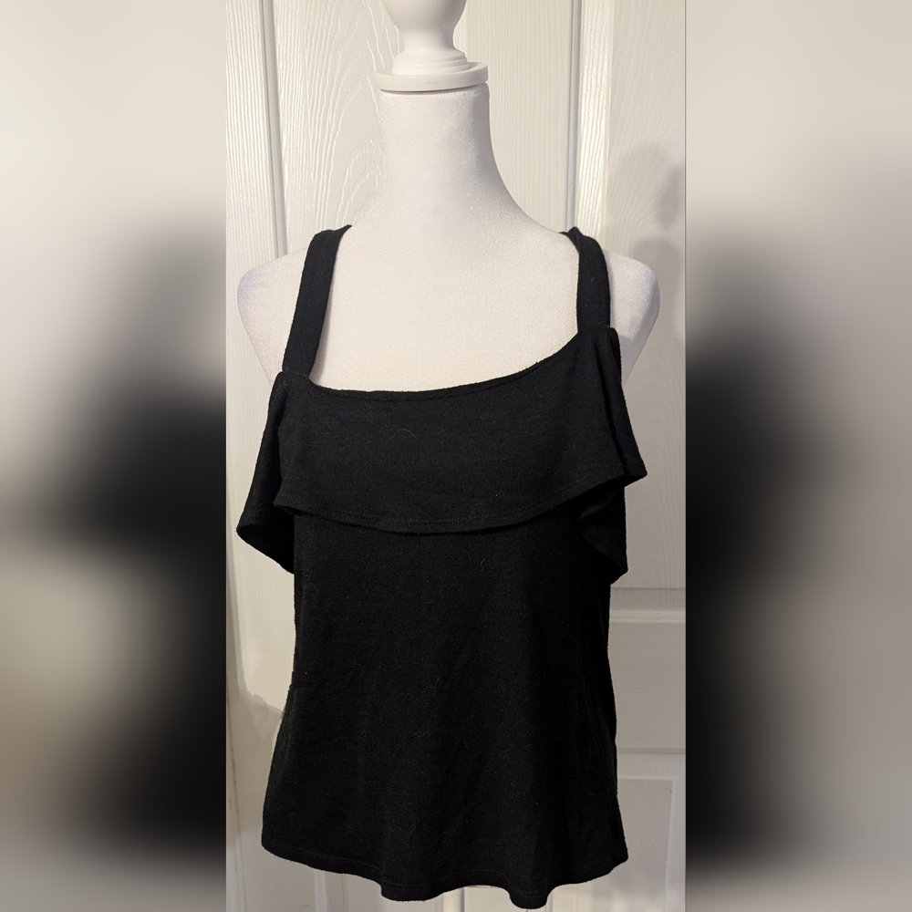 Gap black soft spun off the shoulder shirt Sz: M